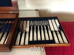 35 Silver Plated And Mother Of Pearl Handled Dessert Knives & Forks (mop 666)