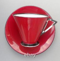 A Shelley Art Deco Chevron Handle 11776/41 Eve shape tea cup & saucer. C. 1930