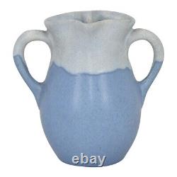 Muncie 1920s Vintage Art Deco Pottery White Over Blue Handled Ceramic Vase 419-5