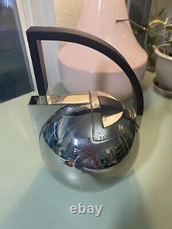 Oliver Hemming Nio Tea Pot 1.5 Liter Stainless Steel