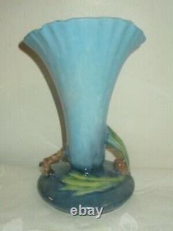 Rare 1940's Deco Roseville Art Pottery Blue Handled Vase Wincraft Pinecone 283-8
