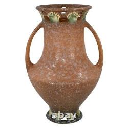 Roseville Pottery Ferella 1930 Tan Art Deco Handled Vase 510-9