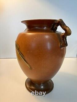 Roseville Pottery Pine Cone Brown Vase With Handled # 844-8 In 1931