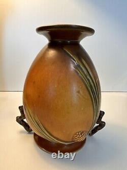 Roseville Pottery Pine Cone Brown Vase With Handled # 844-8 In 1931