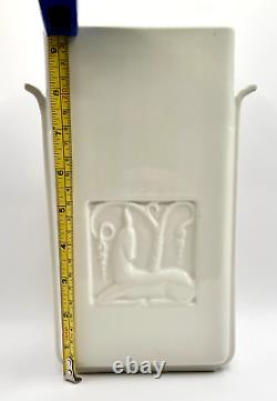 Trenton Pottery 9 1/4 Inch TAC Art Deco Handled Vase in India Ivory. Near Mint