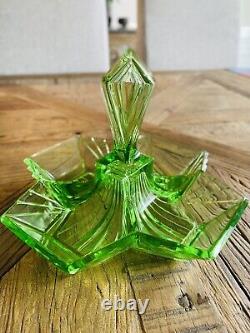 VINTAGE ART DECO Vaseline Glass Green 4-DIVIDED RELISH/CONDIMENT DISH with HANDLE
