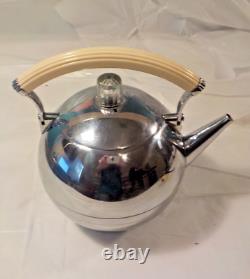 Vintage CHASE Chrome Metal Art Deco Teapot Tea Kettle withLid Bakelite Handle USA