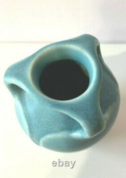 Antique 1928 Rookwood Mat Blue 3 Vase Manipulé