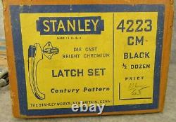 Armoire en chrome Stanley de style Art Déco vintage du milieu du siècle avec poignée de placard NOS NIB