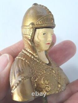 Buste miniature en laiton antique Art Déco figurant une femme avec un casque comme poignée de 2,5 pouces.