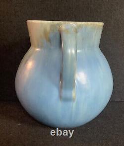 Céramique en poterie Art Déco de Roseville, vase à deux anses de forme A-517 en tourmaline bleue