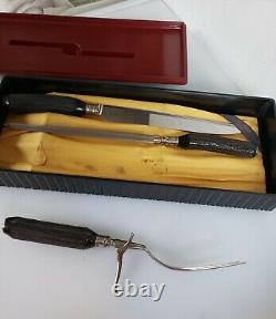 Ensemble de couteaux à découper Vintage Remington à manche en corne de cerf, dans une boîte Art Déco en bakélite rare.
