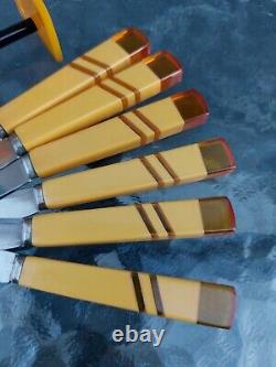 Ensembles vintage de couteaux à fruits avec manches en bakélite - Couteaux Art Déco