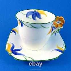 Peint À La Main Art Déco Poignée De Fleurs Jaune & Bleu Collingwoods Tea Cup & Saucer