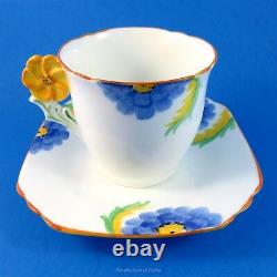 Poignée De Fleur Art Déco Avec Blue & Yellow Daisies Collingwoods Tea Cup & Soucoupe