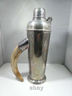 Rare Anglais Art Déco Silverplate Cocktail Shaker Avec Poignée Tusk Faux