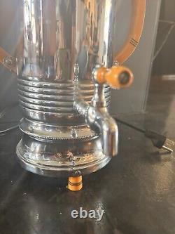 Rare Antique 1940s Art Deco Coffee Percolator With Bakelite 
 <br/> 	  <br/> Percolateur à café Art Déco des années 1940 avec Bakélite rare et antique