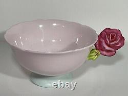 Rare Vintage Paragon Rose Rose Poignée Bone Chine Footed Tea Cup Reine Mary