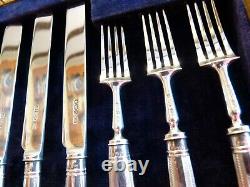 Superbe 1921 Cased Solid Silver (dents, Lames & Poignées) 24 Piece Set Of Cutlery