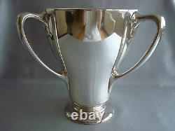 Tiffany Sterling Silver C1910 Art Deco Loving Cup Trophy 3 Panneaux 59 Oz