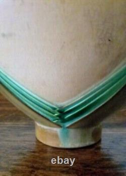 Vase Art Déco Futura de Roseville Pottery avec poignées en forme de ballon de football