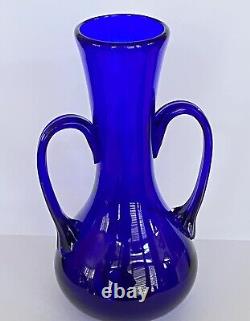 Vase Bleu De Cobalt De Murano Art Déco Avec Poignées En Roseau Correspondantes Vers Les Années 1930