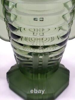 Vase en verre cristal vert mousse 'MARCELLE' de style ART DECO de Val Saint Lambert