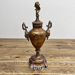 Vintage Davart Ny Dav Art Vase En Bronze Garniture En Forme Avec Poignées Figuratives